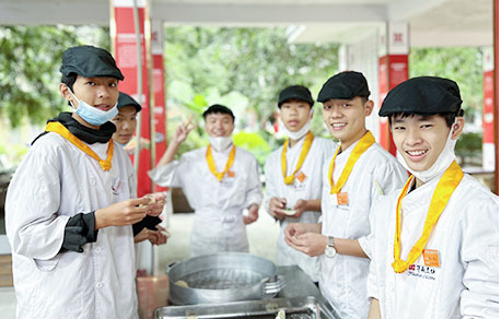 广西华南学校校园生活