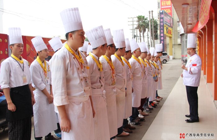 �����������ѧУ