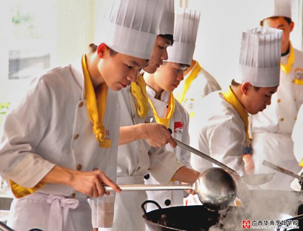 �����������ѧУ