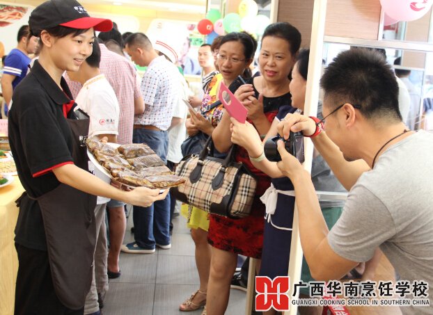 �����������ѧУ