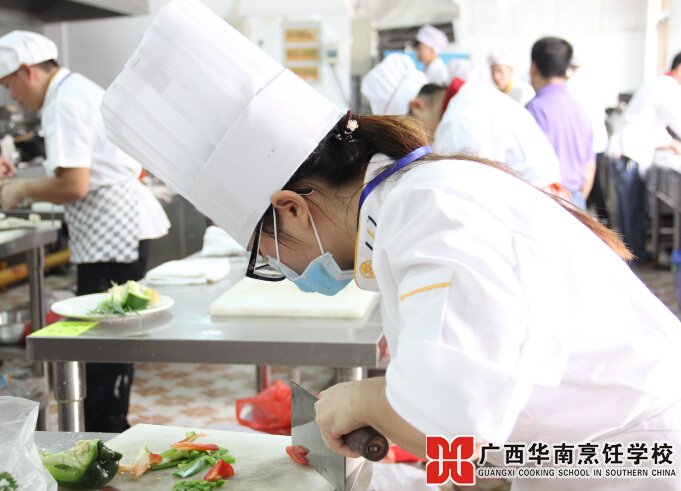 �����������ѧУ